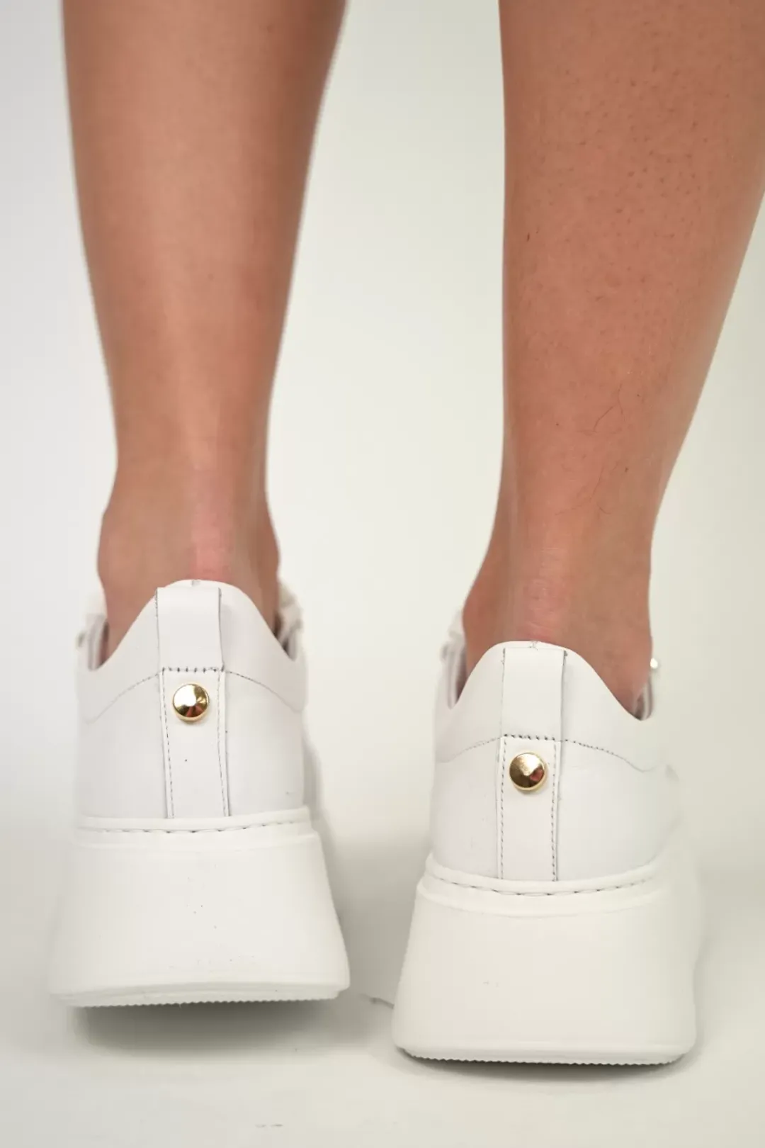 Damskie Carinii Skórzane Sneakersy Damskie | Na Platformie*Białe skórzane sneakersy --B8939-L46-000-000-F69