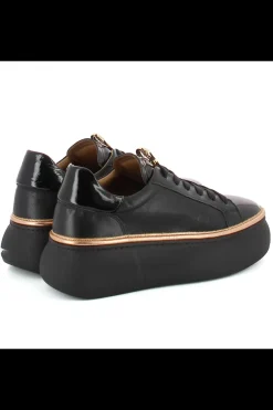 Damskie Carinii Skórzane Sneakersy Damskie | Czarne Sneakersy Damskie*Czarne sneakersy lakierowane --B10223Z-E50-000-000-000