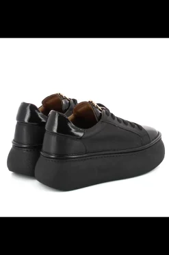 Damskie Carinii Skórzane Sneakersy Damskie | Czarne Sneakersy Damskie*Czarne sneakersy lakierowane --B10223-E50-000-000-000